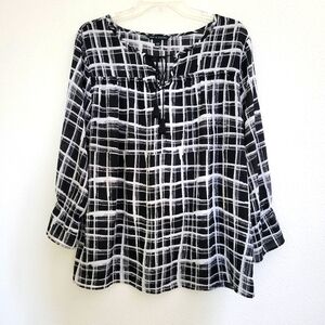 Zac& Rachel Top Blouse Black and White